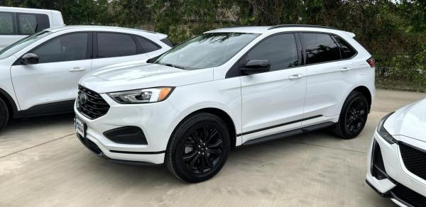 Ford Edge SE 2022 • TCT4111